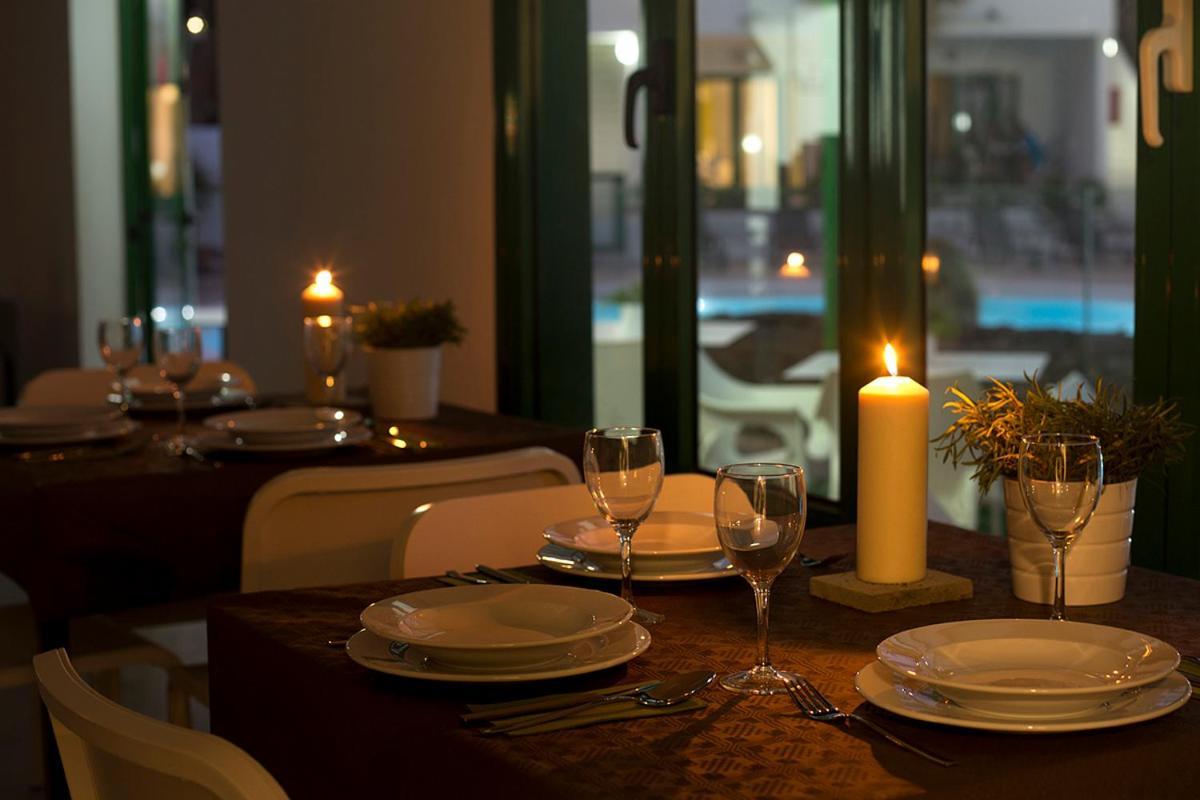 Apartamentos El Guarapo Коста-Тегисе Экстерьер фото