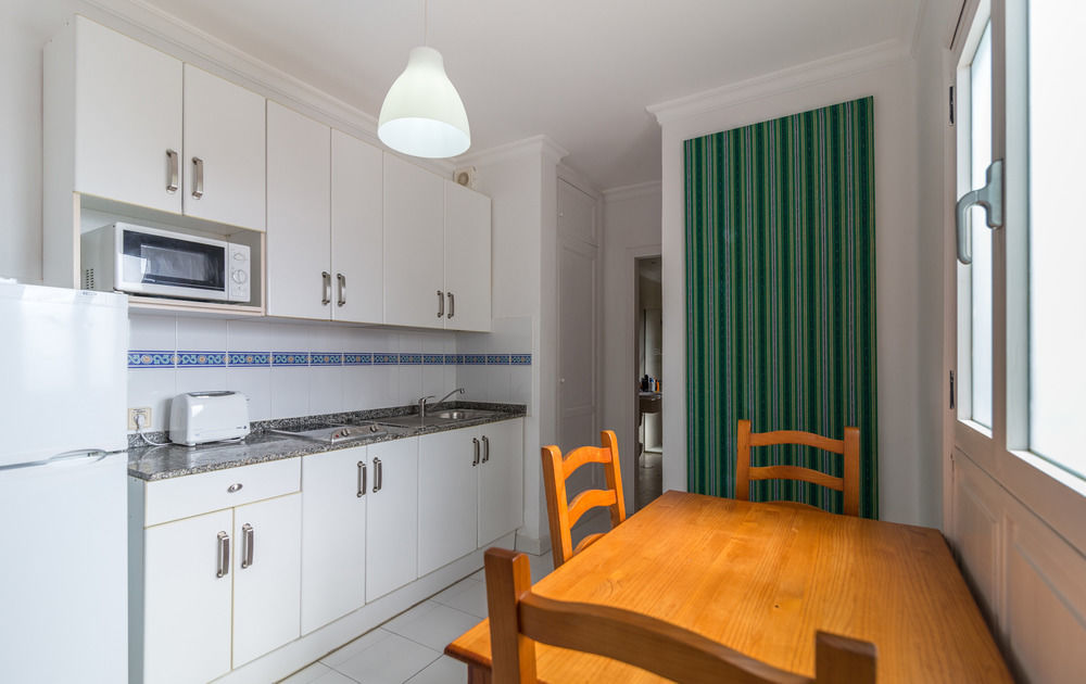 Apartamentos El Guarapo Коста-Тегисе Экстерьер фото