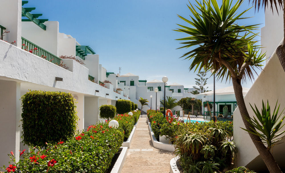 Apartamentos El Guarapo Коста-Тегисе Экстерьер фото